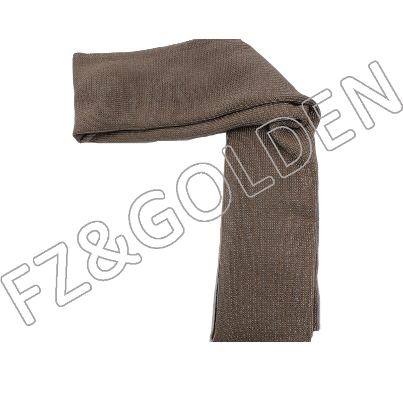 High-Quality Knitted Scarf - 
 Reflective knitted adult scarf   - FUZHI