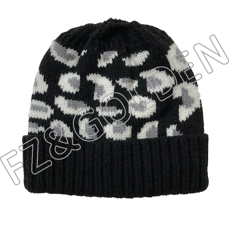 Custom Beanie Supplier - 
 Winter Warm Custom Elastic Running Beanie with Ponytail Hole  - FUZHI