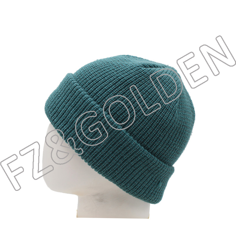 High-Quality Reflective Scarf Manufacturers - 
 Reflective Adult Polyester Knitted Hat  - FUZHI